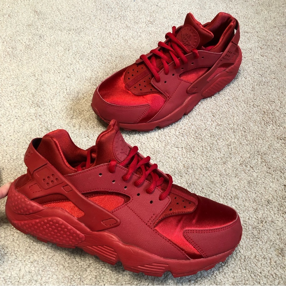 Nike Air Huarache Shoes Sneakers 634835-601 Triple Red Women’s Size 10